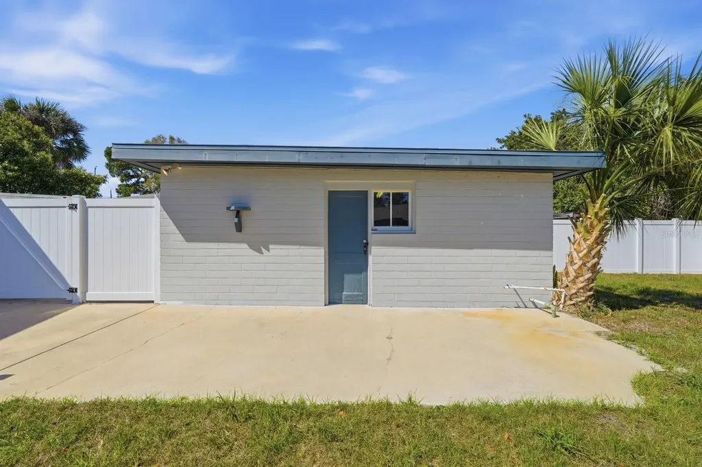 231 N Ridgewood Avenue Ormond Beach FL 32174
