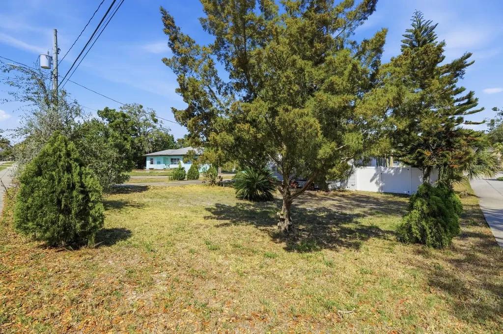 231 N Ridgewood Avenue Ormond Beach FL 32174