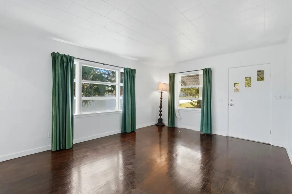 231 N Ridgewood Avenue Ormond Beach FL 32174