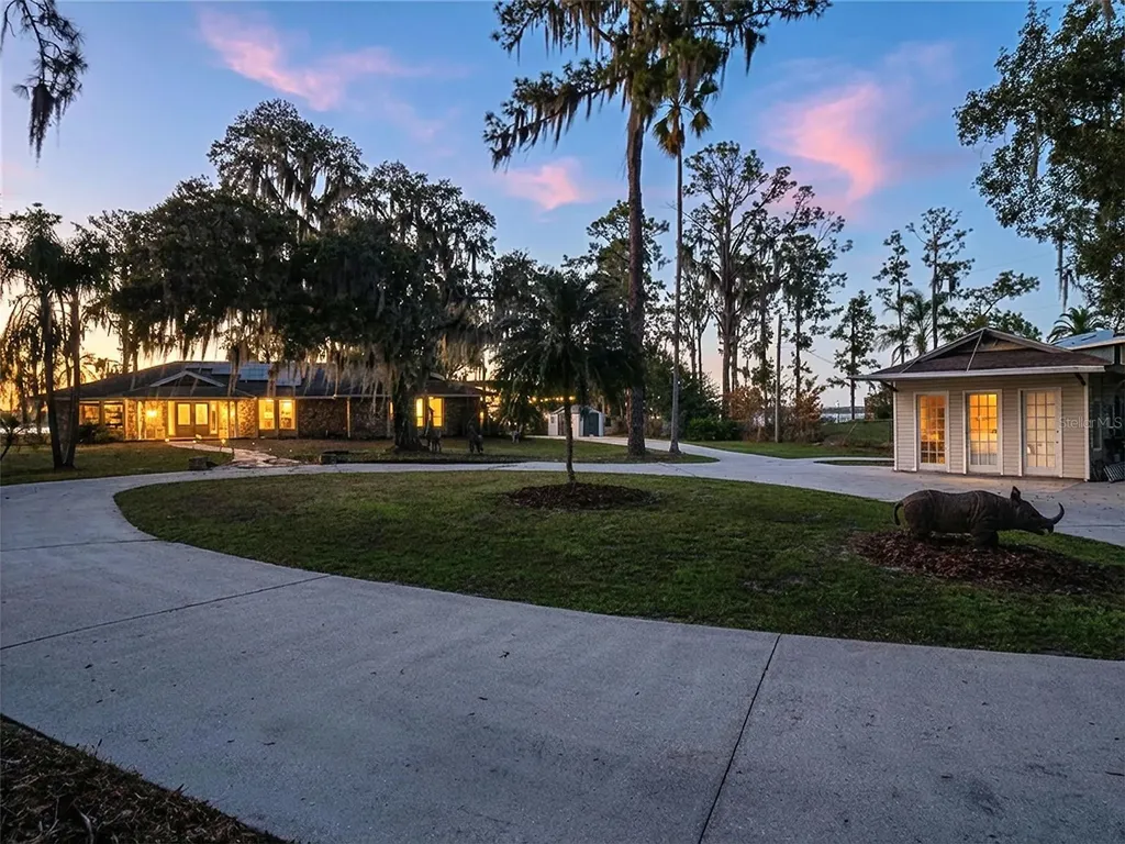 14051 Marine Court Orlando FL 32832