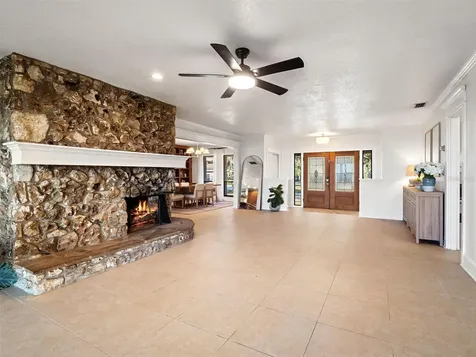 14051 Marine Court Orlando FL 32832