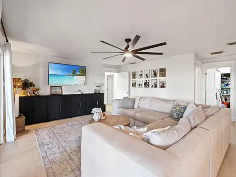 14051 Marine Court Orlando FL 32832