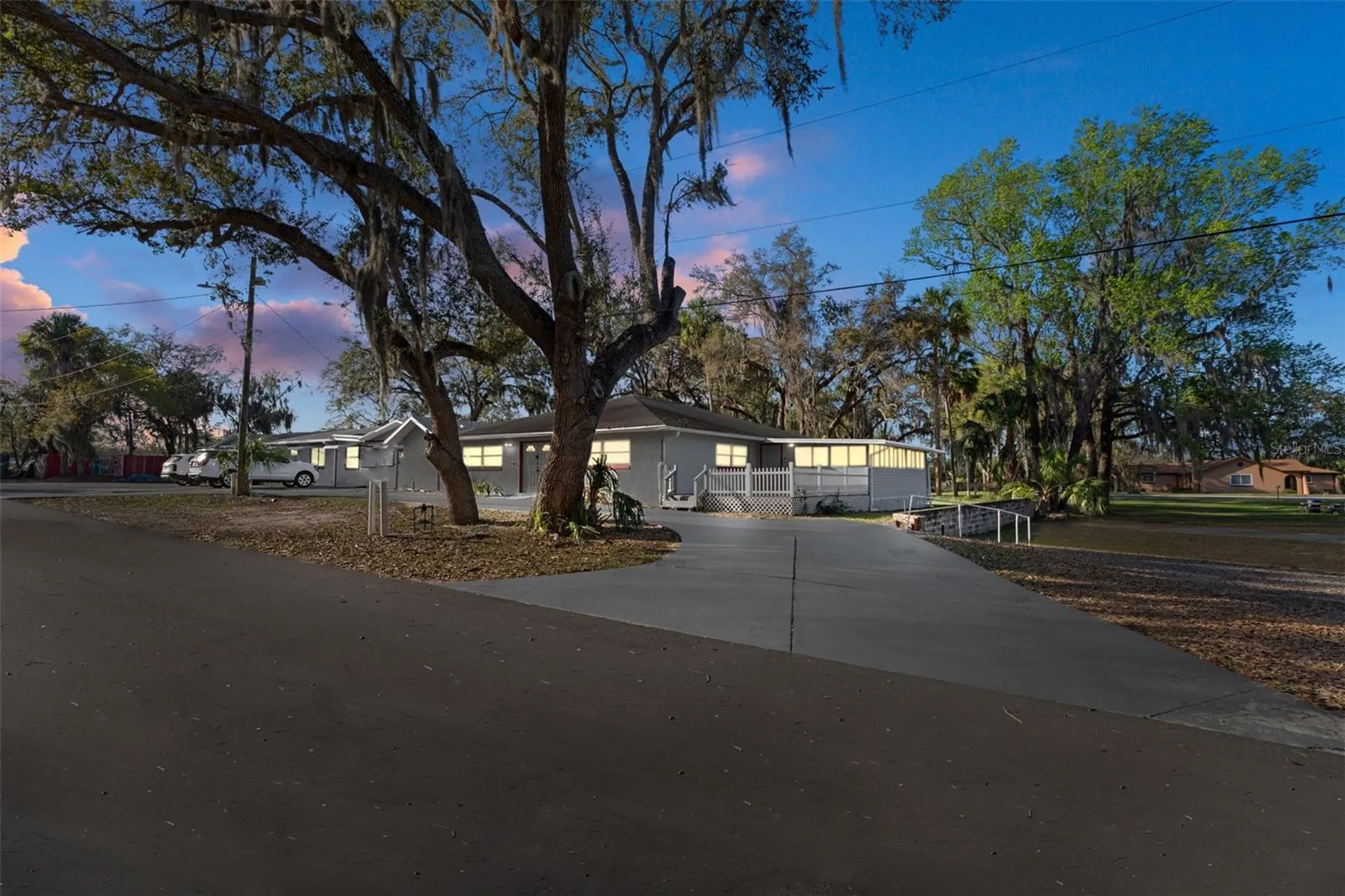 639 NE 1st Street Crystal River FL 34429