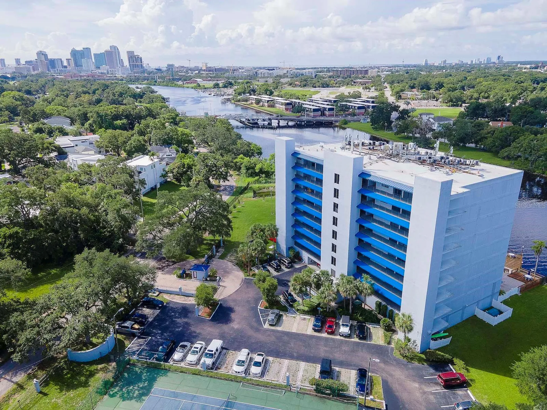 2780 N Riverside Drive Tampa FL 33602