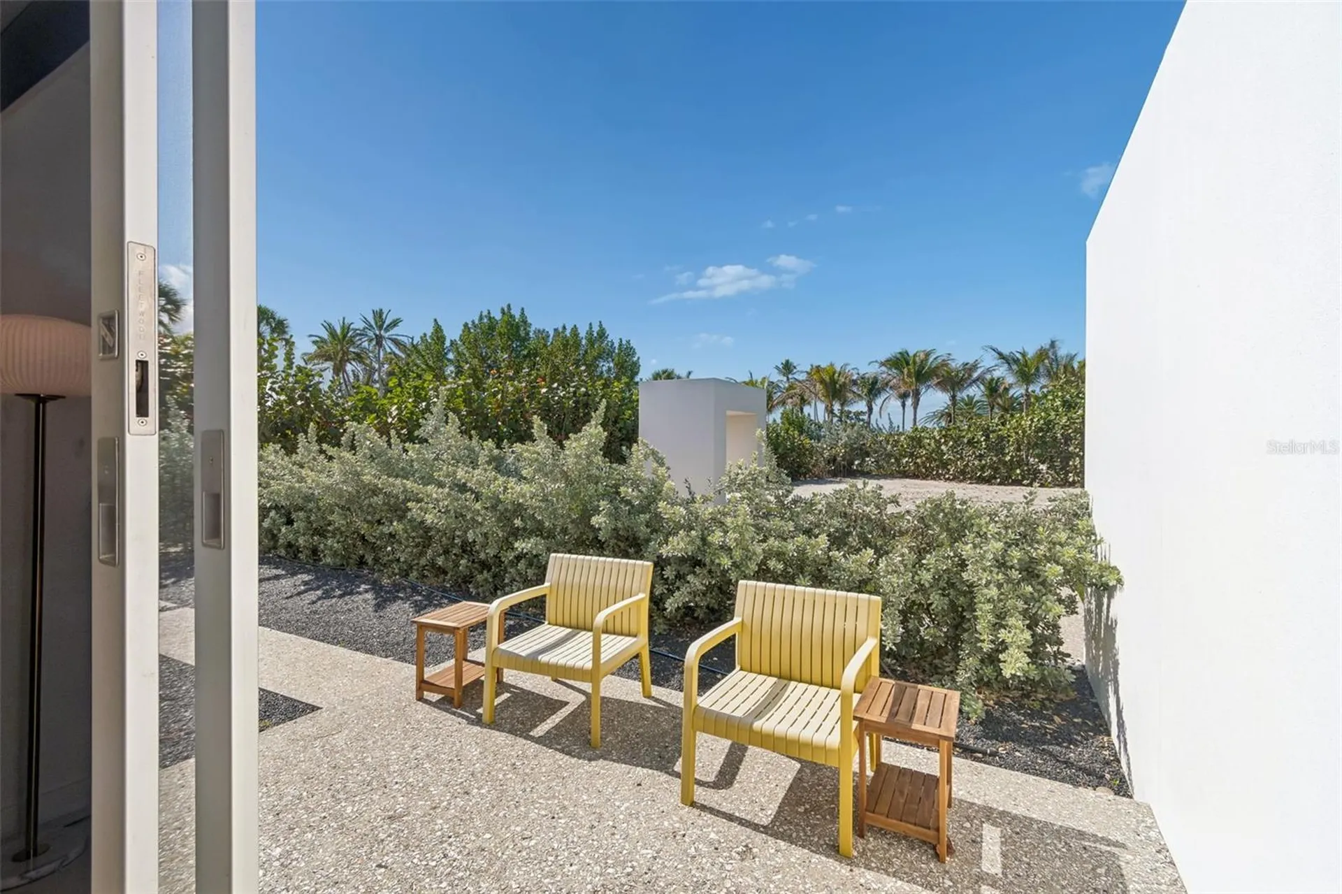 7647 Sanderling Road Sarasota FL 34242