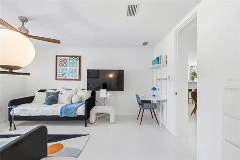 7647 Sanderling Road Sarasota FL 34242