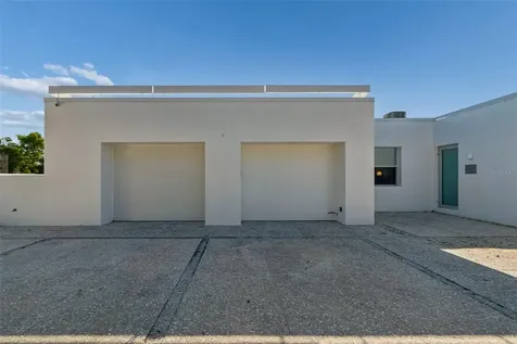 7647 Sanderling Road Sarasota FL 34242