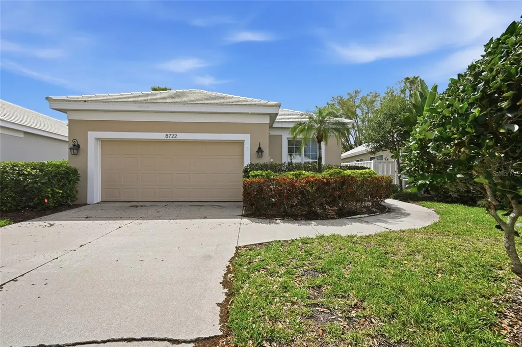 8722 52nd Drive E Bradenton FL 34211