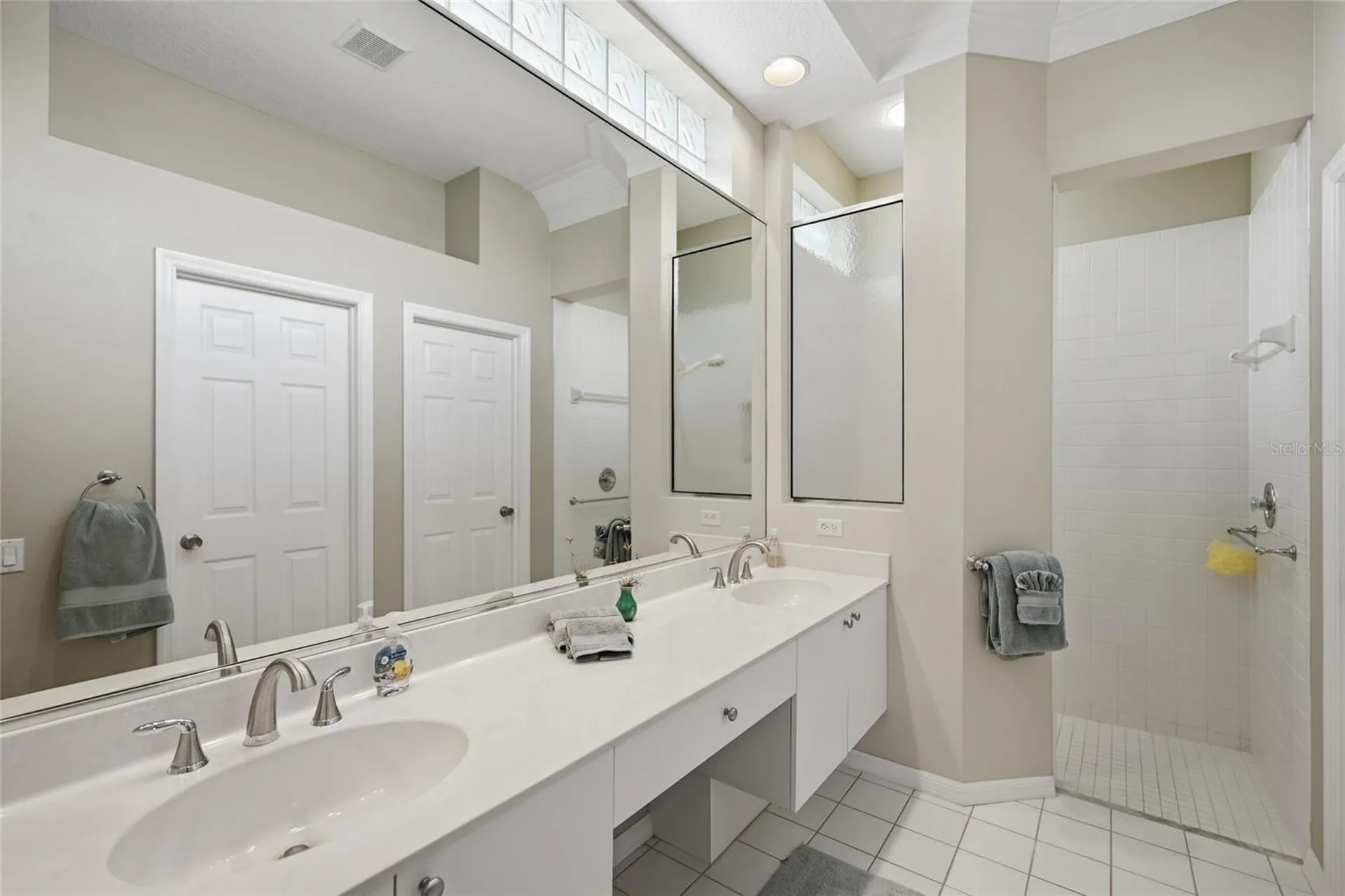 8722 52nd Drive E Bradenton FL 34211