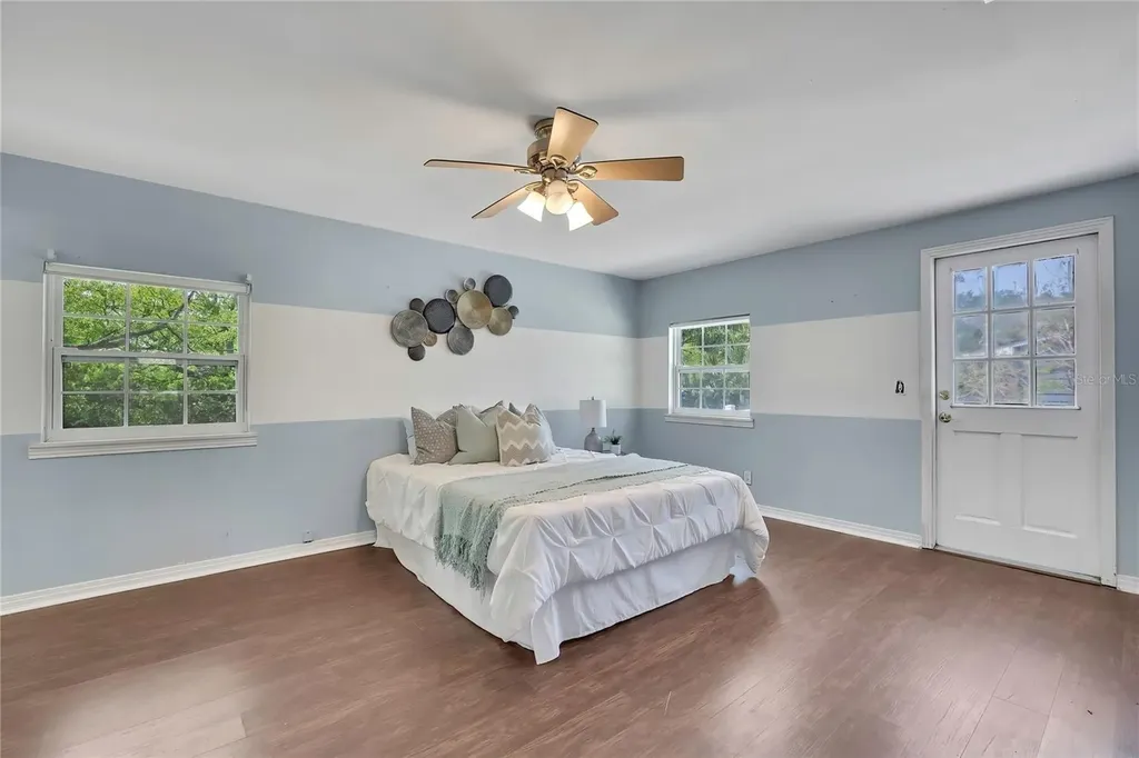 8424 Stillbrook Avenue Tampa FL 33615