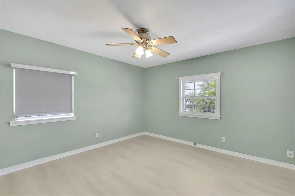 8424 Stillbrook Avenue Tampa FL 33615