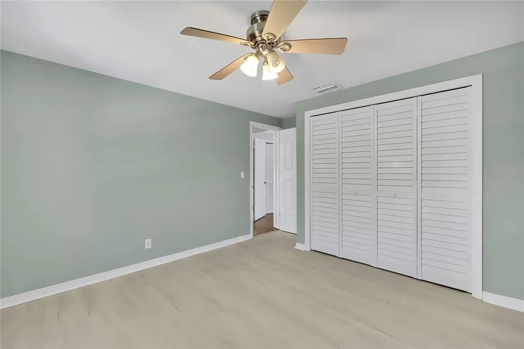 8424 Stillbrook Avenue Tampa FL 33615