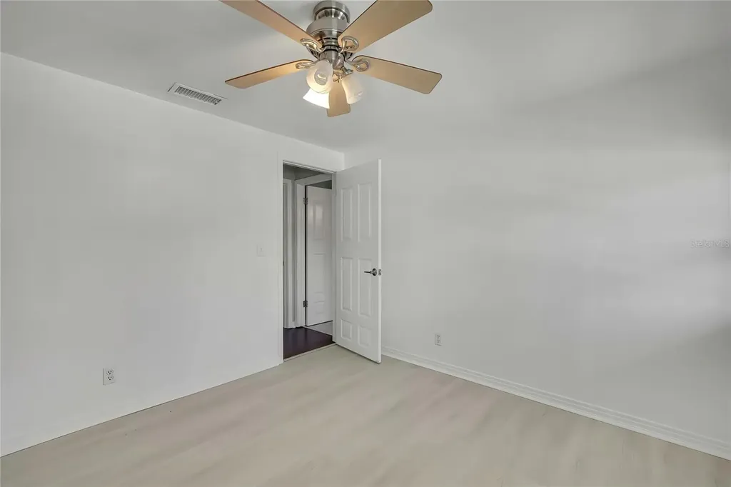 8424 Stillbrook Avenue Tampa FL 33615