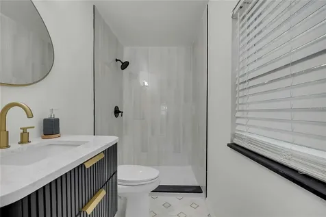 8424 Stillbrook Avenue Tampa FL 33615