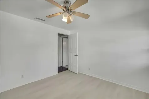 8424 Stillbrook Avenue Tampa FL 33615
