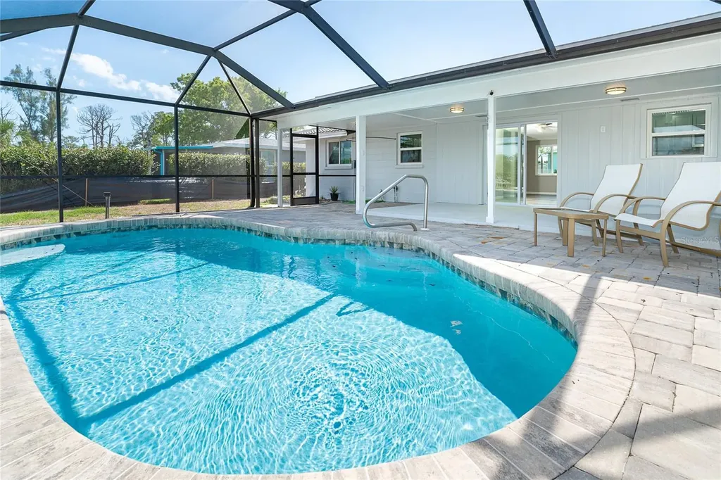 130 Crestview Drive Englewood FL 34223
