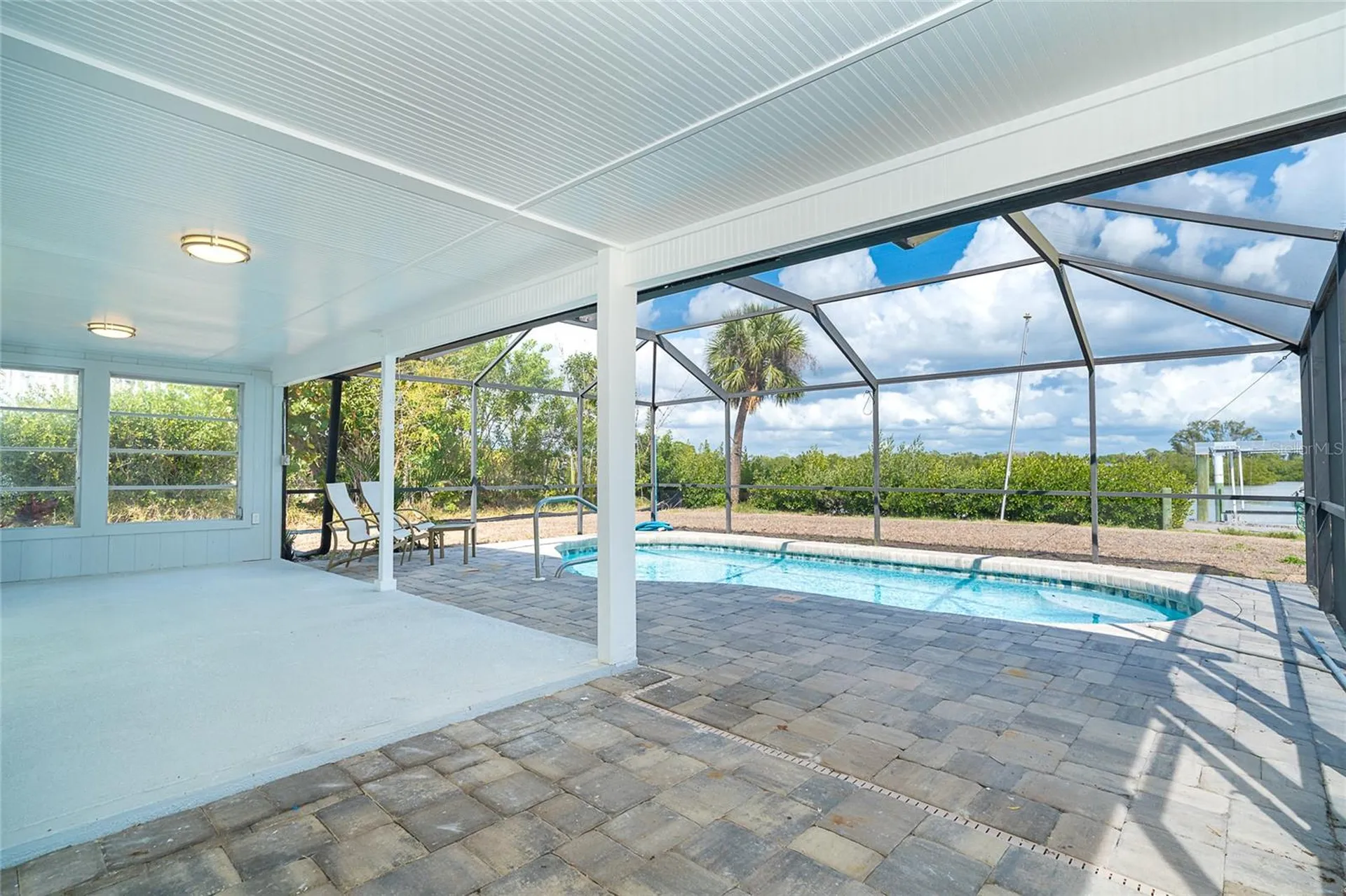 130 Crestview Drive Englewood FL 34223