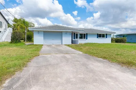 130 Crestview Drive Englewood FL 34223