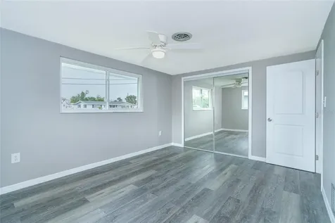 130 Crestview Drive Englewood FL 34223
