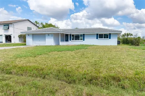 130 Crestview Drive Englewood FL 34223