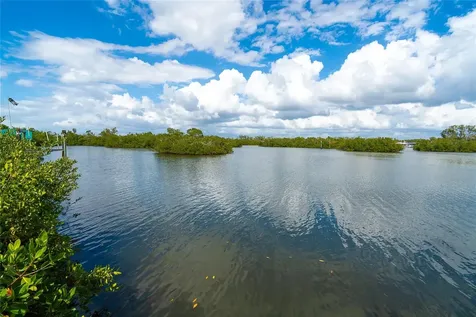 130 Crestview Drive Englewood FL 34223