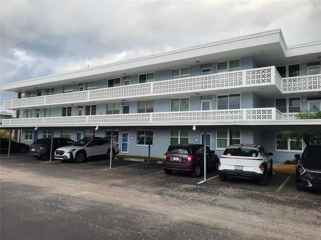 4895 Bay Street NE St Petersburg FL 33703