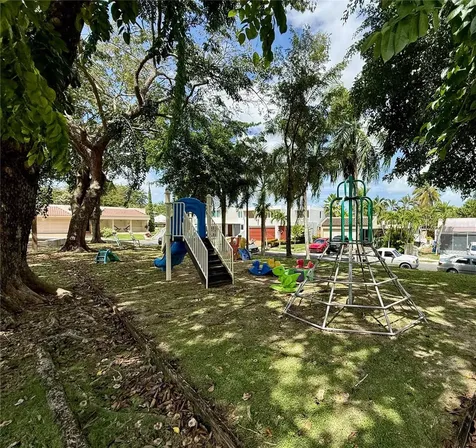 BF16 65 Hills Mansions San Juan PR 00926