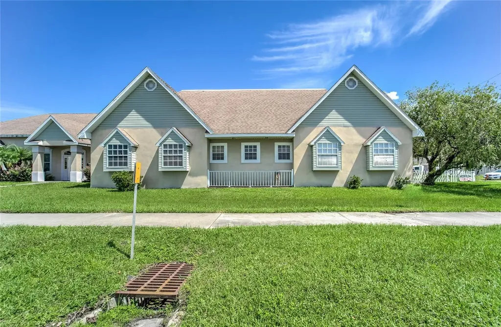504 E Baker Street Plant City FL 33563