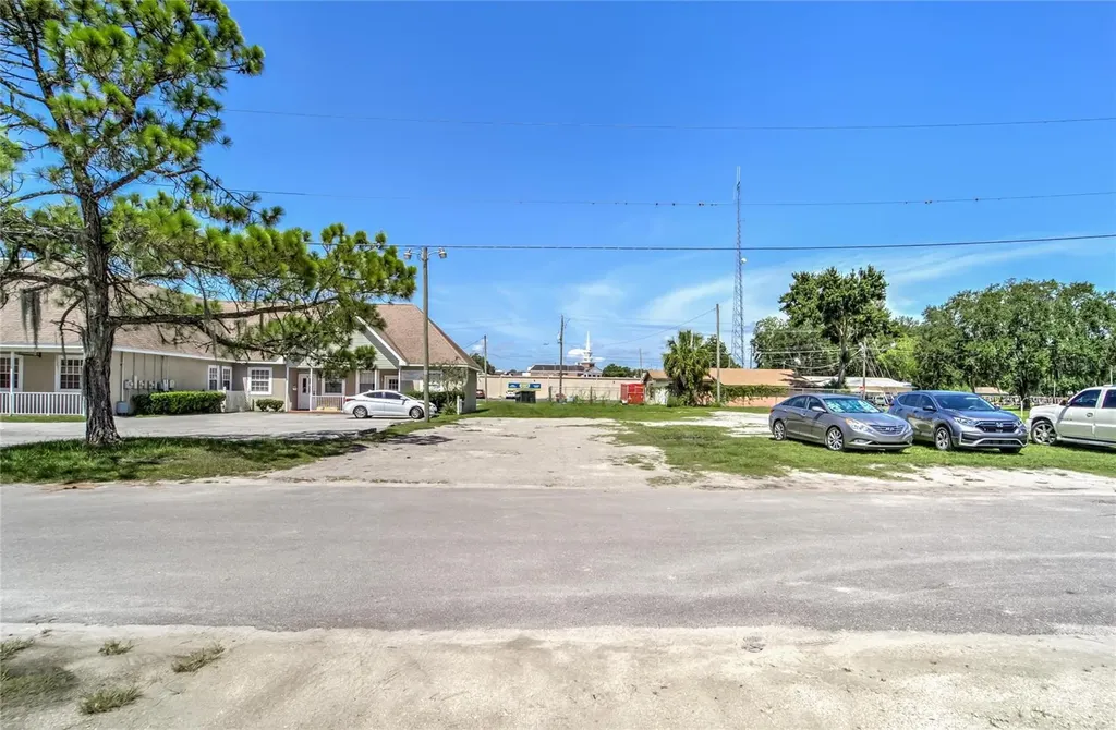 504 E Baker Street Plant City FL 33563