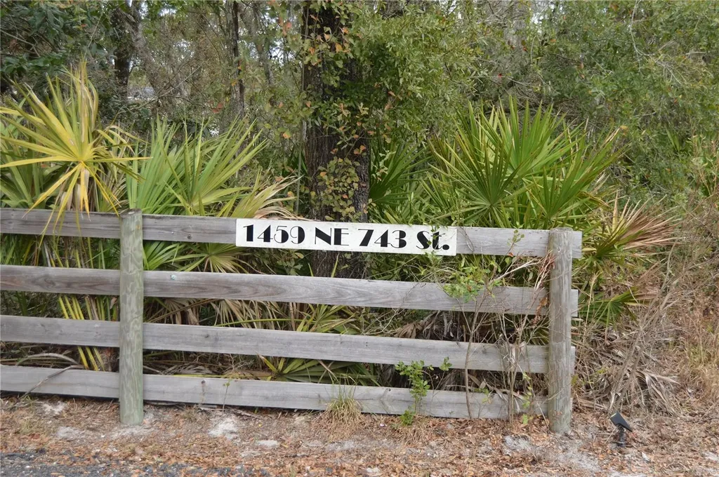 1459 NE 743 Street Cross City FL 32628