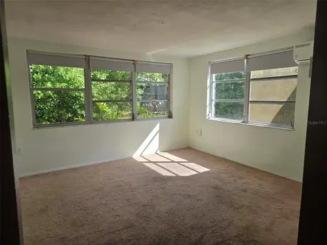 5605 Dolores Holiday FL 34690