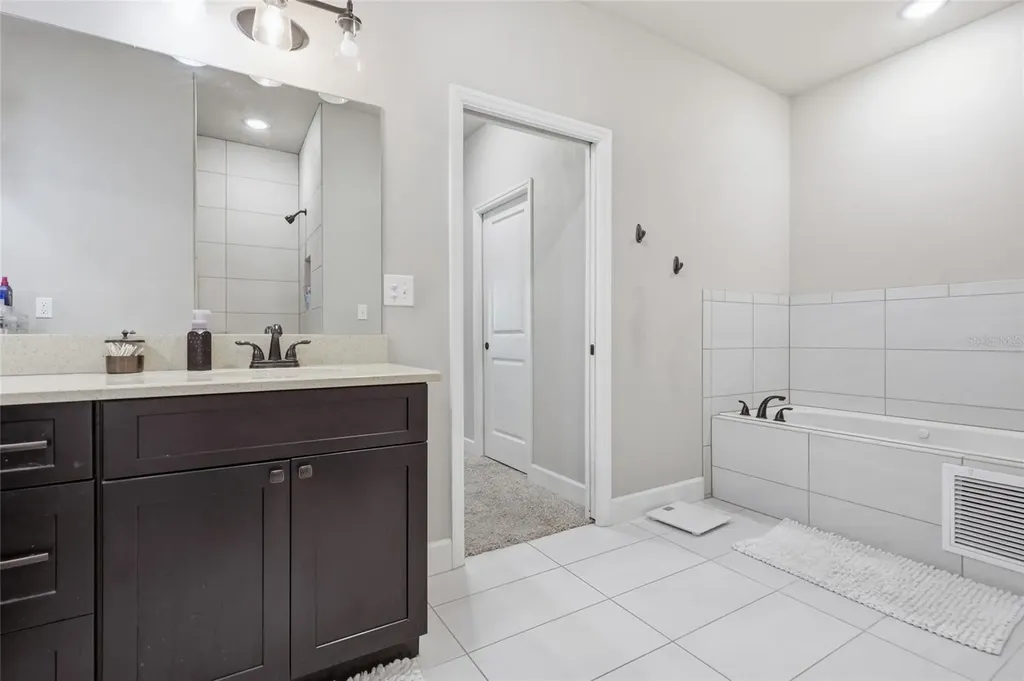 8920 NE 8th Place High Springs FL 32643