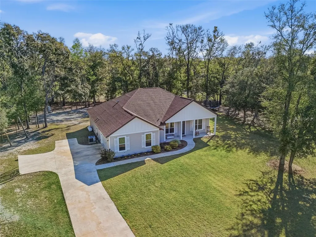 8920 NE 8th Place High Springs FL 32643