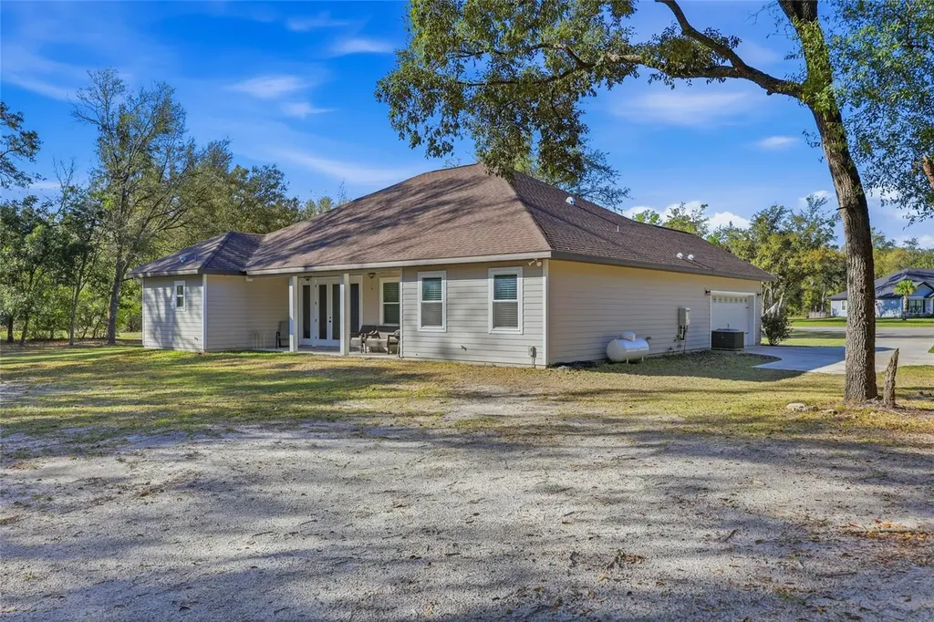 8920 NE 8th Place High Springs FL 32643