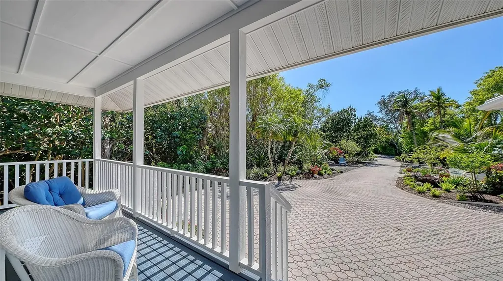 5422 Sandhamn Place Longboat Key FL 34228