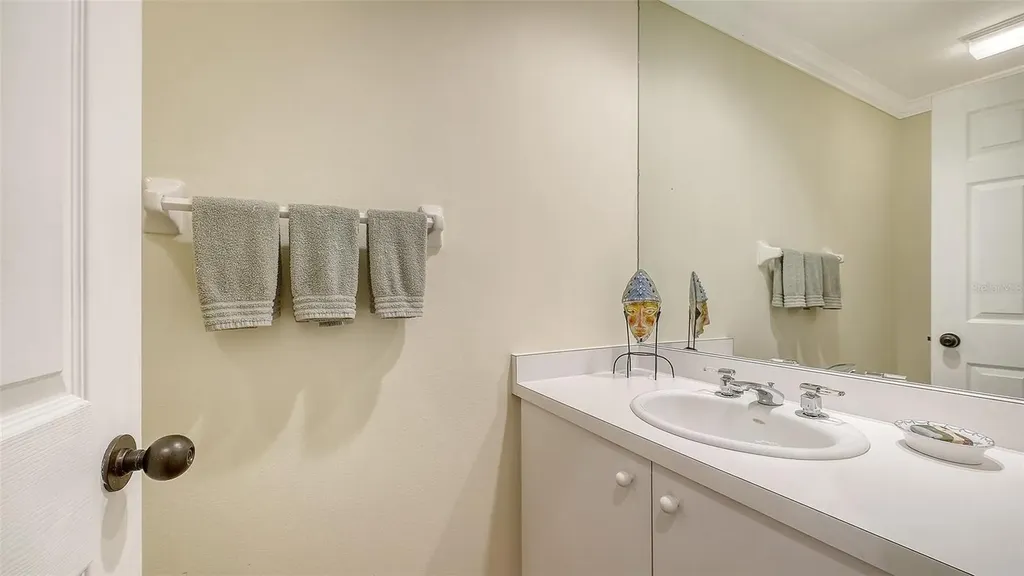 5422 Sandhamn Place Longboat Key FL 34228