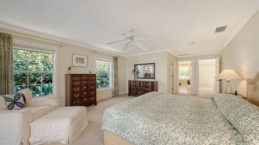 5422 Sandhamn Place Longboat Key FL 34228