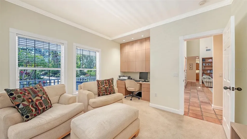 5422 Sandhamn Place Longboat Key FL 34228