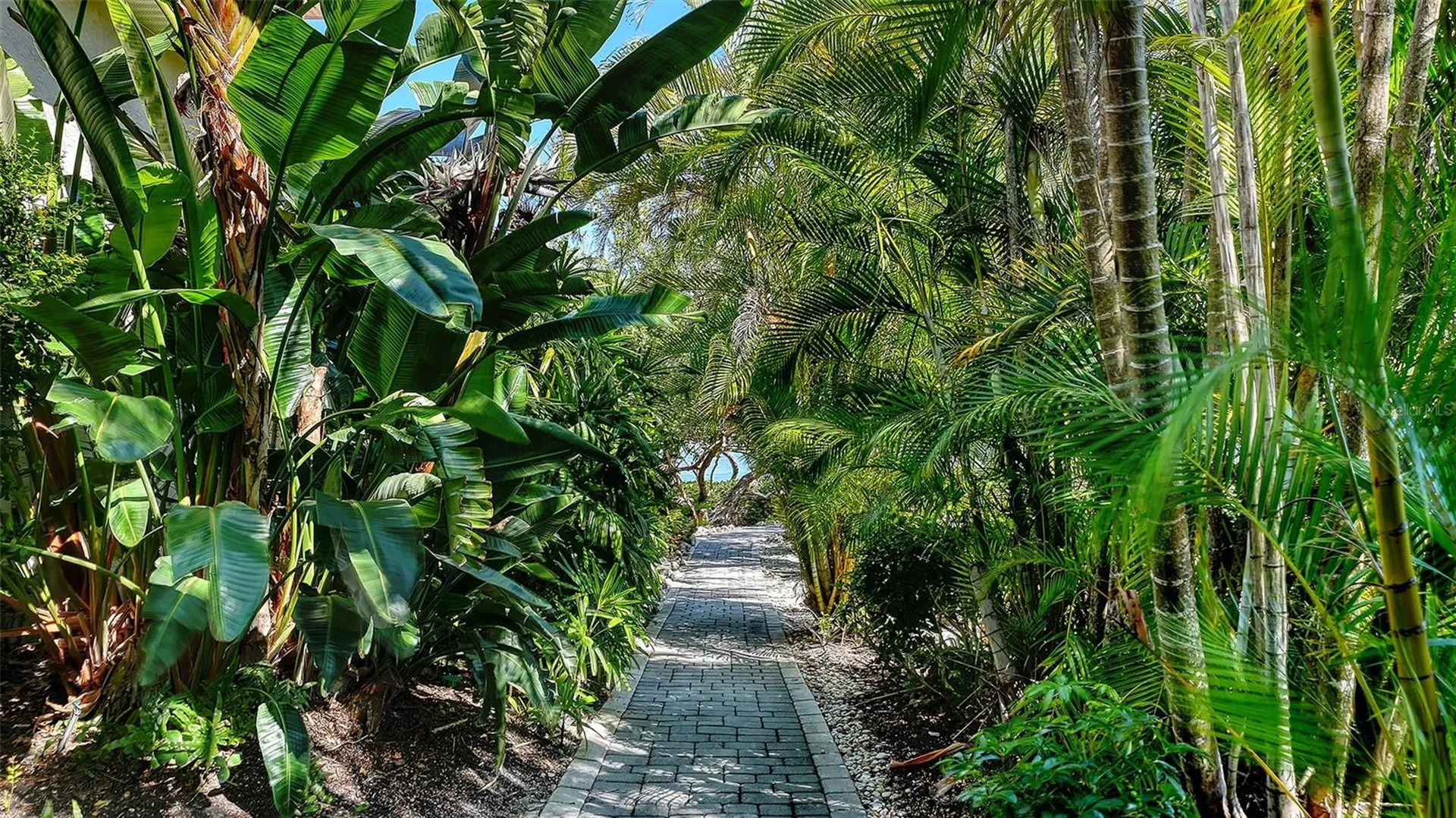 5422 Sandhamn Place Longboat Key FL 34228