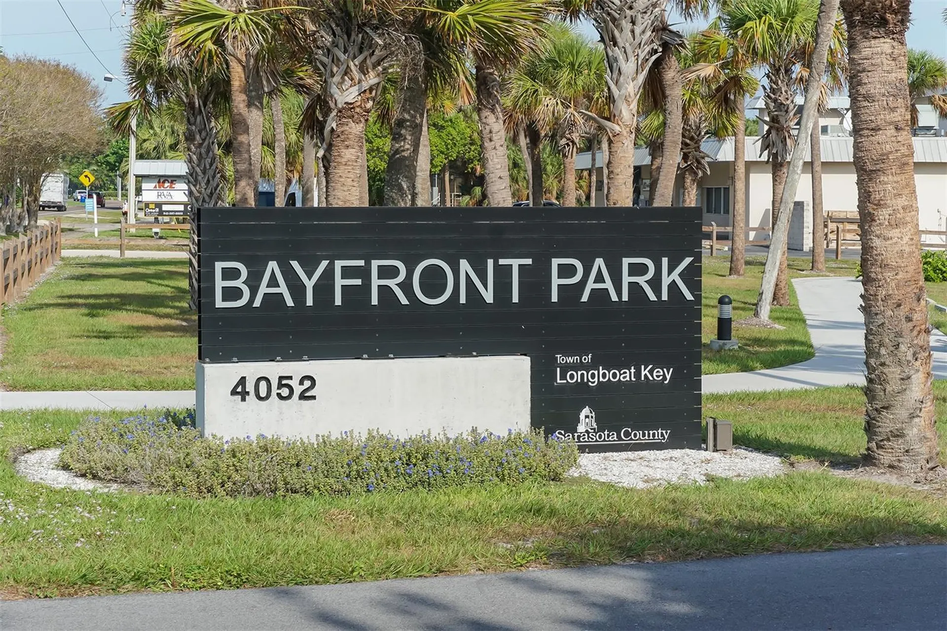5422 Sandhamn Place Longboat Key FL 34228