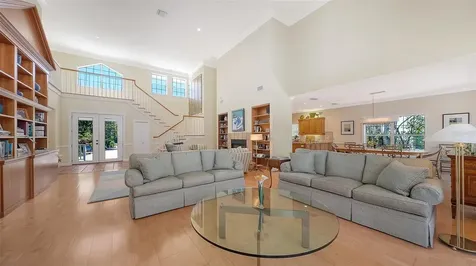 5422 Sandhamn Place Longboat Key FL 34228
