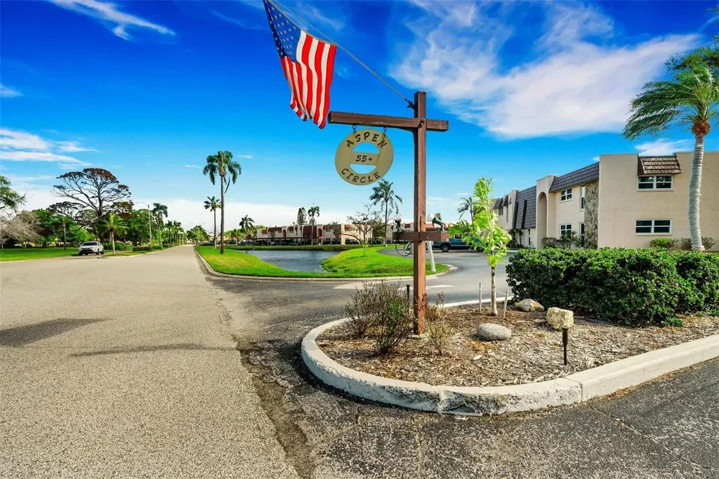 203 Aspen Circle Seminole FL 33777