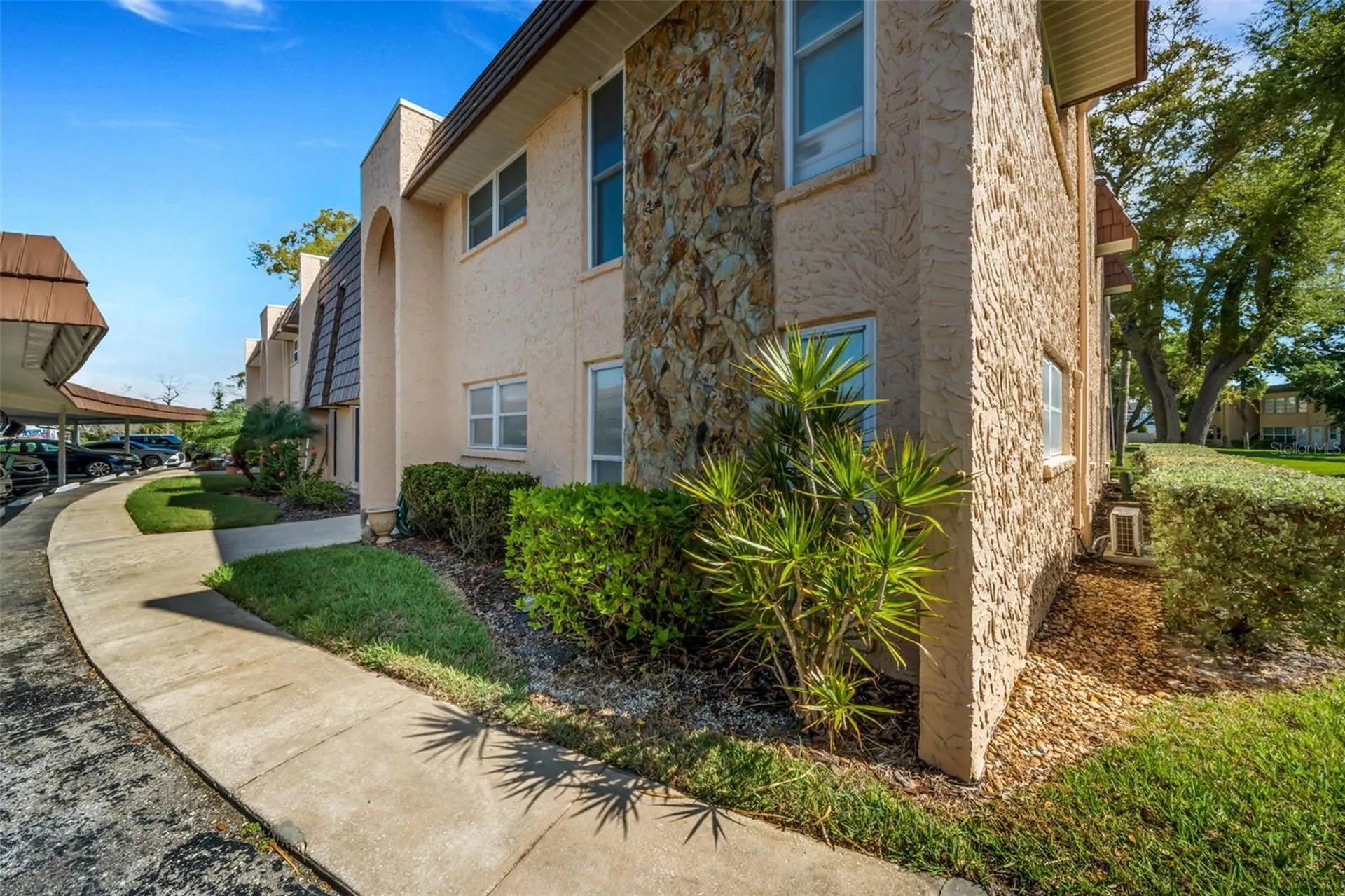 203 Aspen Circle Seminole FL 33777