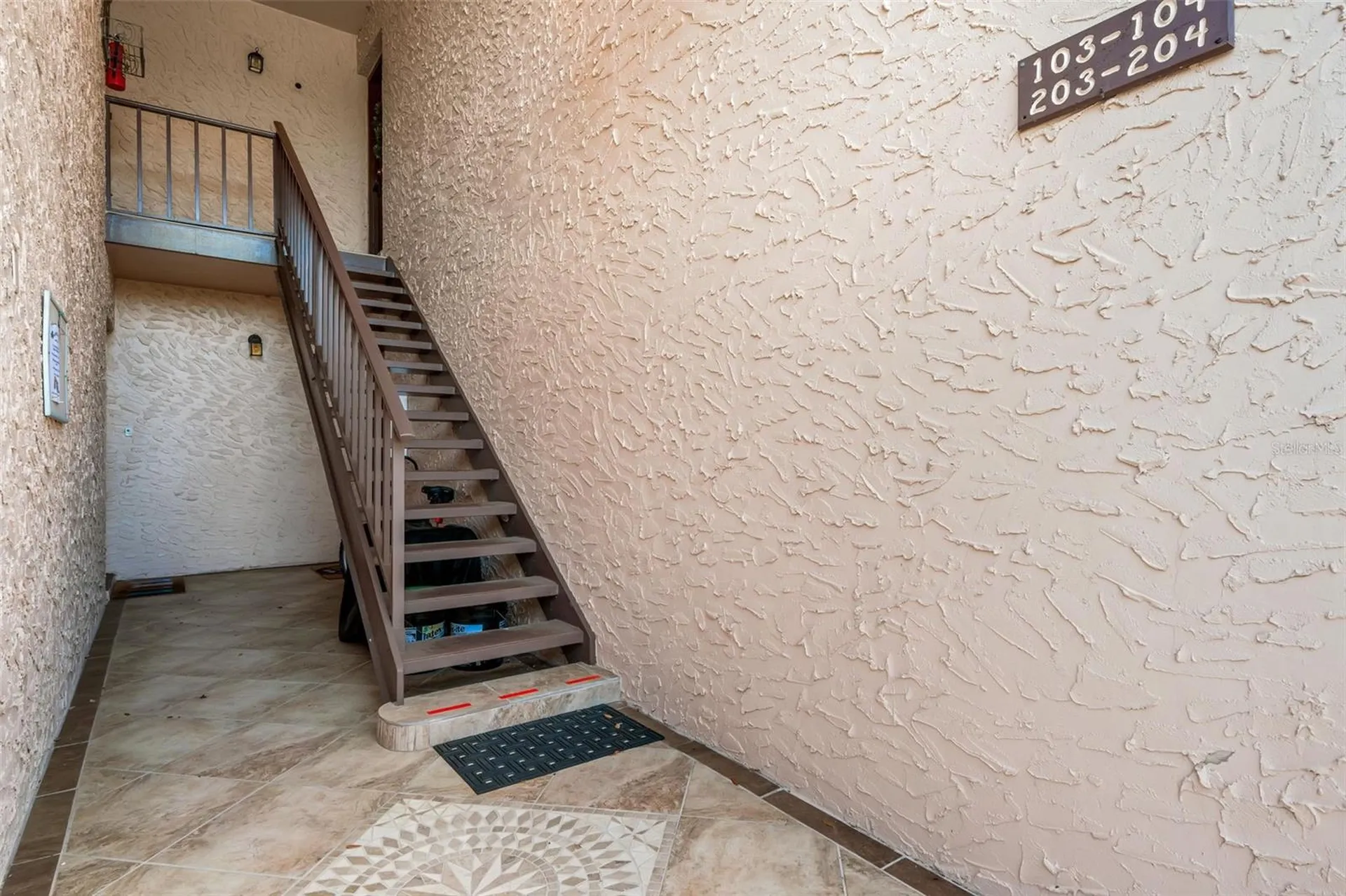 203 Aspen Circle Seminole FL 33777