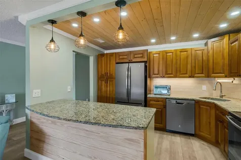 203 Aspen Circle Seminole FL 33777