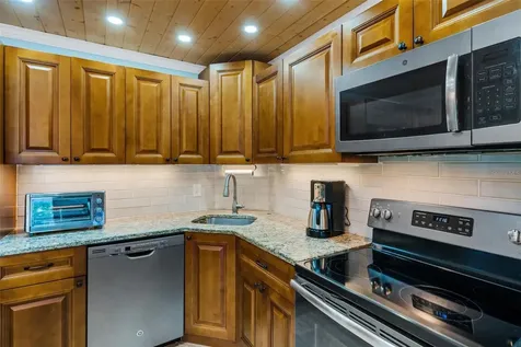 203 Aspen Circle Seminole FL 33777
