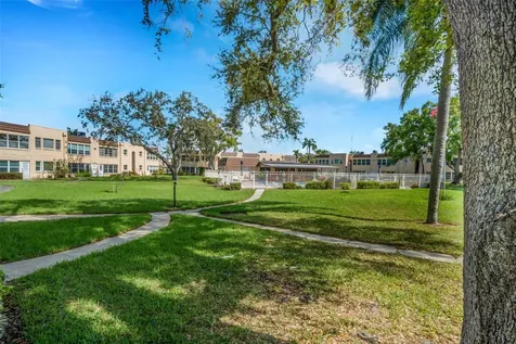 203 Aspen Circle Seminole FL 33777
