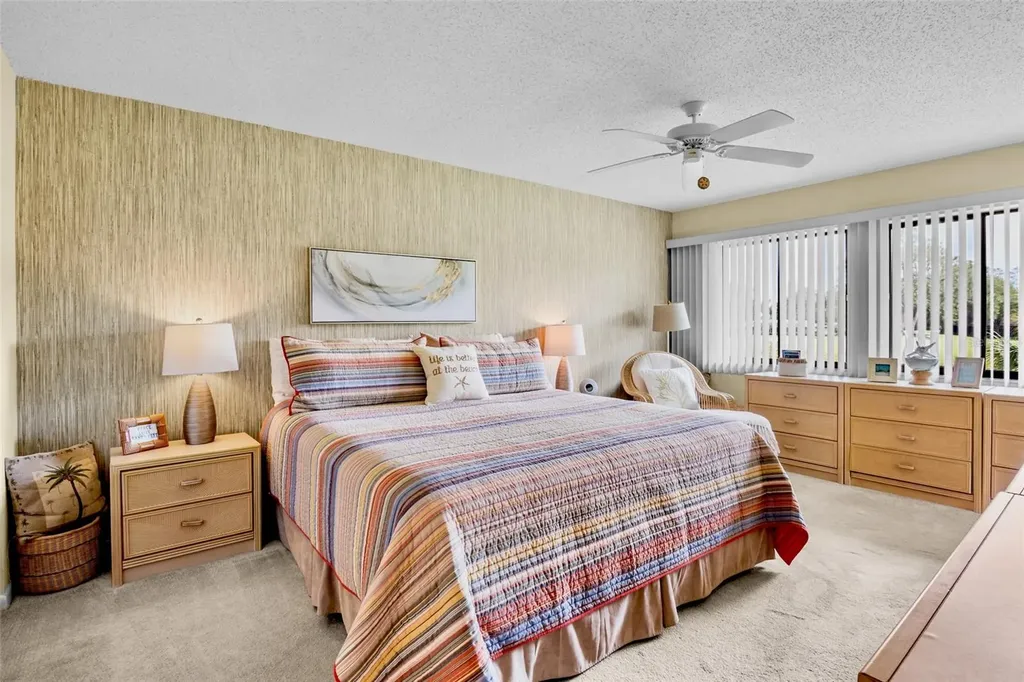 4582 Longwater Sarasota FL 34235