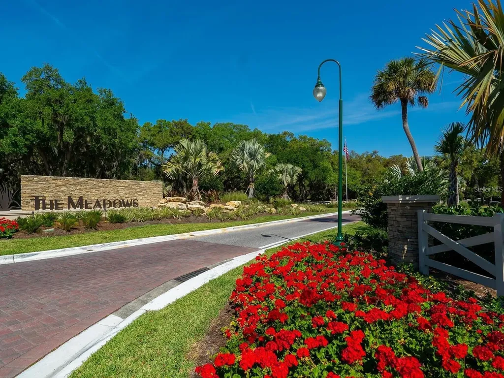 4582 Longwater Sarasota FL 34235