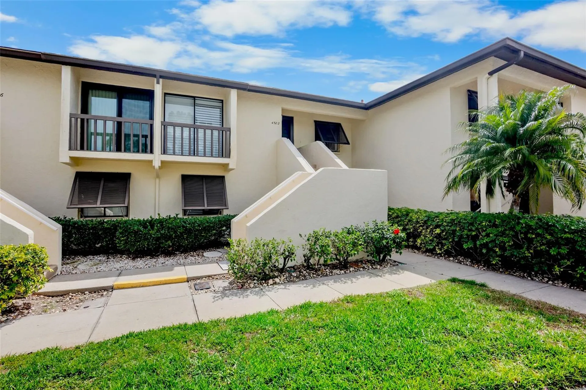 4582 Longwater Sarasota FL 34235